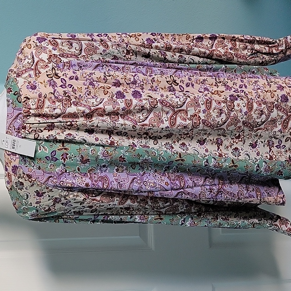 Floral Blouse - Picture 4 of 4
